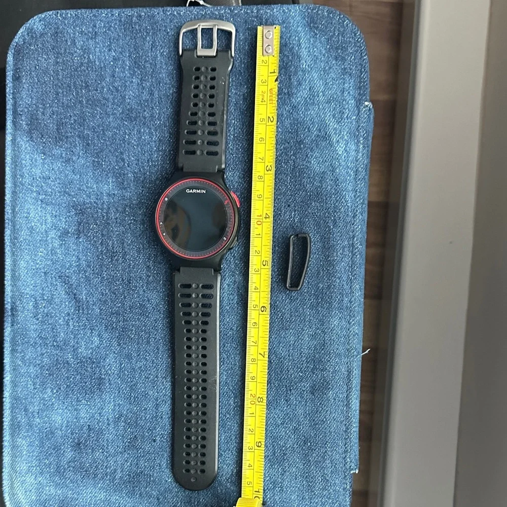 Garmin Forerunner 225 Black Smartwatch with Red Accents - Picture 4 of 6